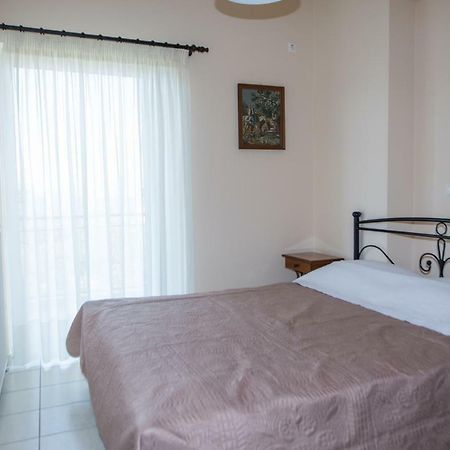 Vithos Apartment Kalamata Ngoại thất bức ảnh