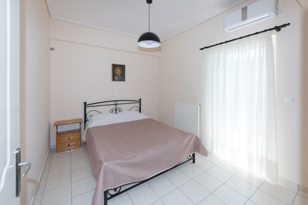 Vithos Apartment Kalamata Ngoại thất bức ảnh
