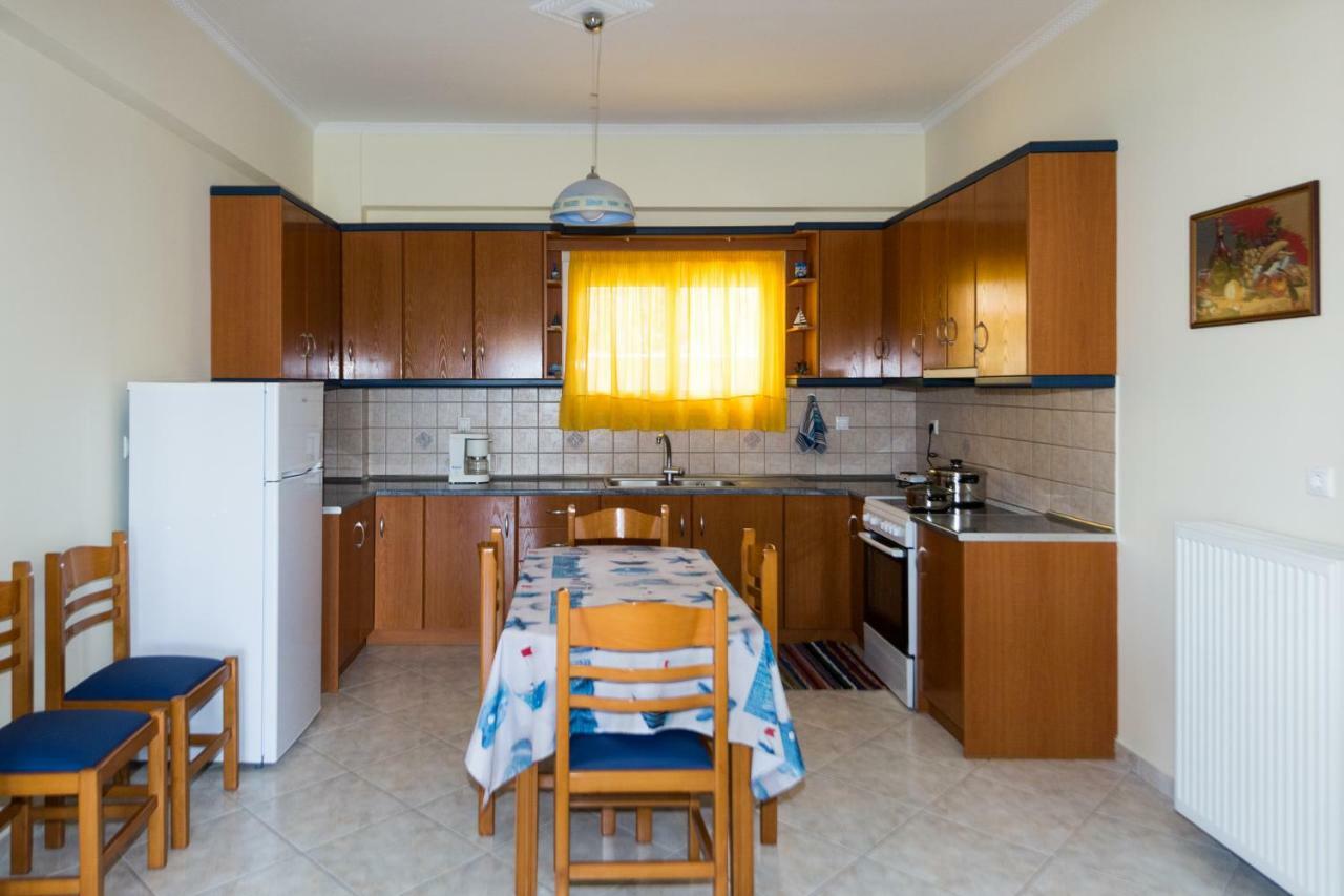 Vithos Apartment Kalamata Ngoại thất bức ảnh